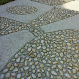 Add texture and depth to your driveway with exposed aggregate decorative forms
