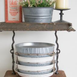 Farmhouse chic in this tiered tray decor.