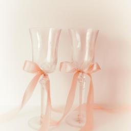 How To Decorate Champagne Glasses With Ribbon